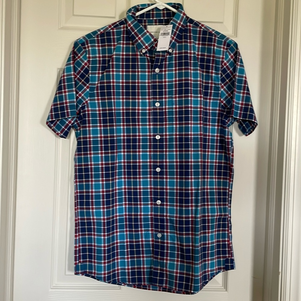 American Eagle men’s shirt